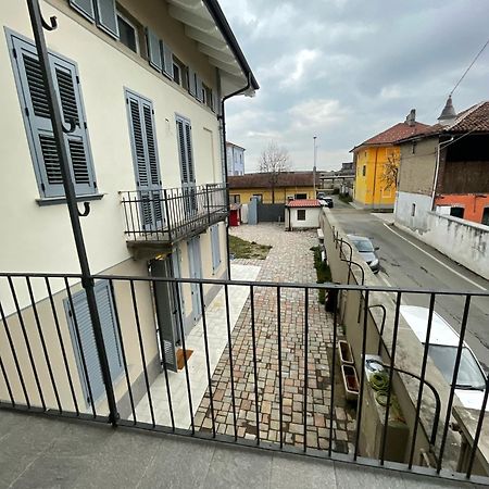 Airport Apartments Camera Orchidea San Maurizio Canavese Exterior foto